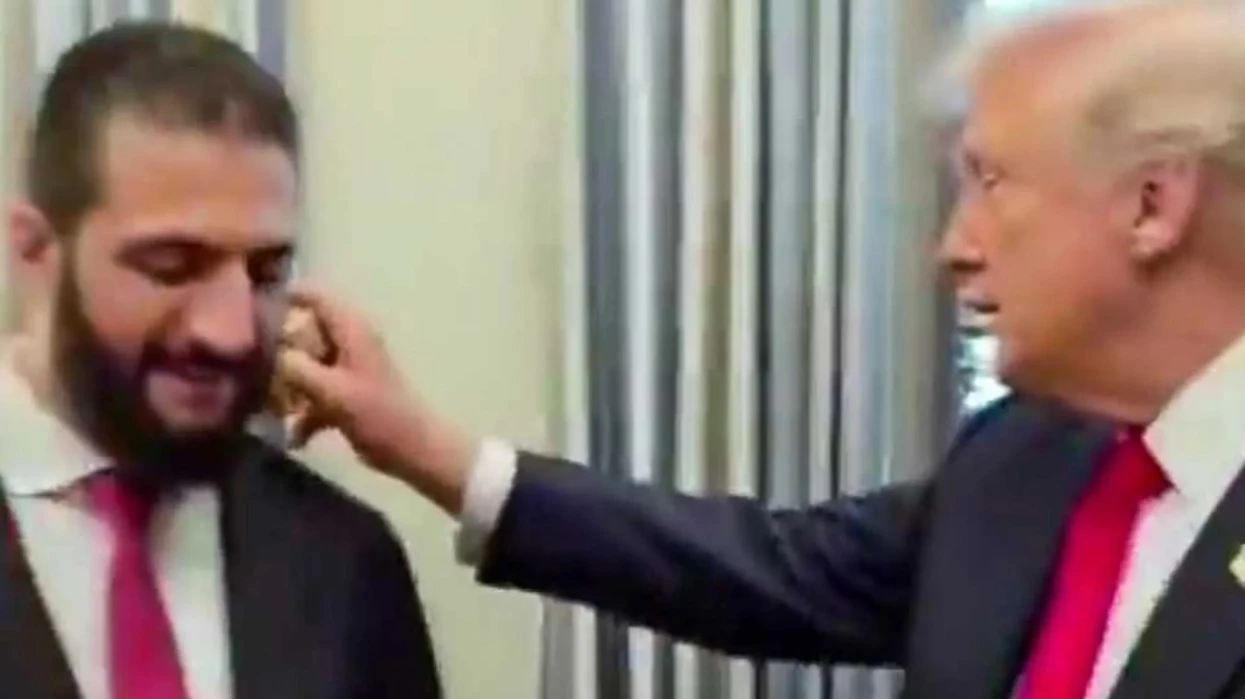 “Sa gra ke?”: Momenti interesant mes Trumpit dhe presidentit sirian në Shtëpinë e Bardhë